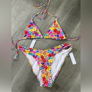 NWT Bright Bikini Set (Sunset pattern)
